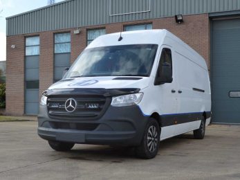 Mercedes Sprinter (2018+) Kit de montage de calandre