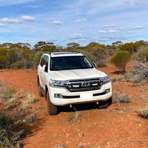 Toyota Landcruiser 200 (2015-2021) Kit de montage sur calandre