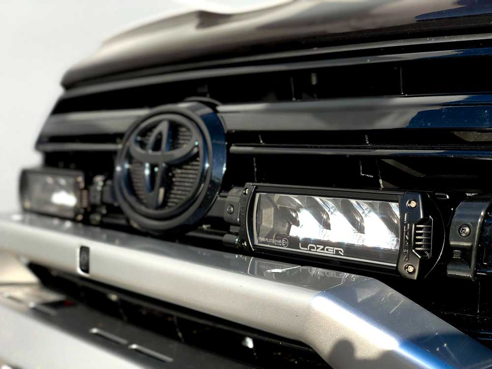 Toyota Landcruiser 200 (2015-2021) Kit de montage sur calandre