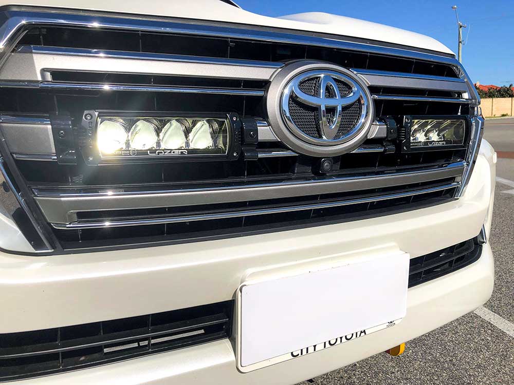 LC200_Grille_Kit_06_Web
