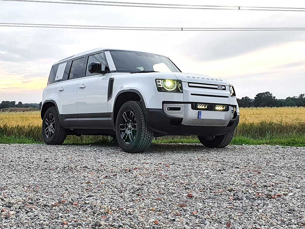 Land Rover Defender (2020+) Kit calandre Triple-R 750