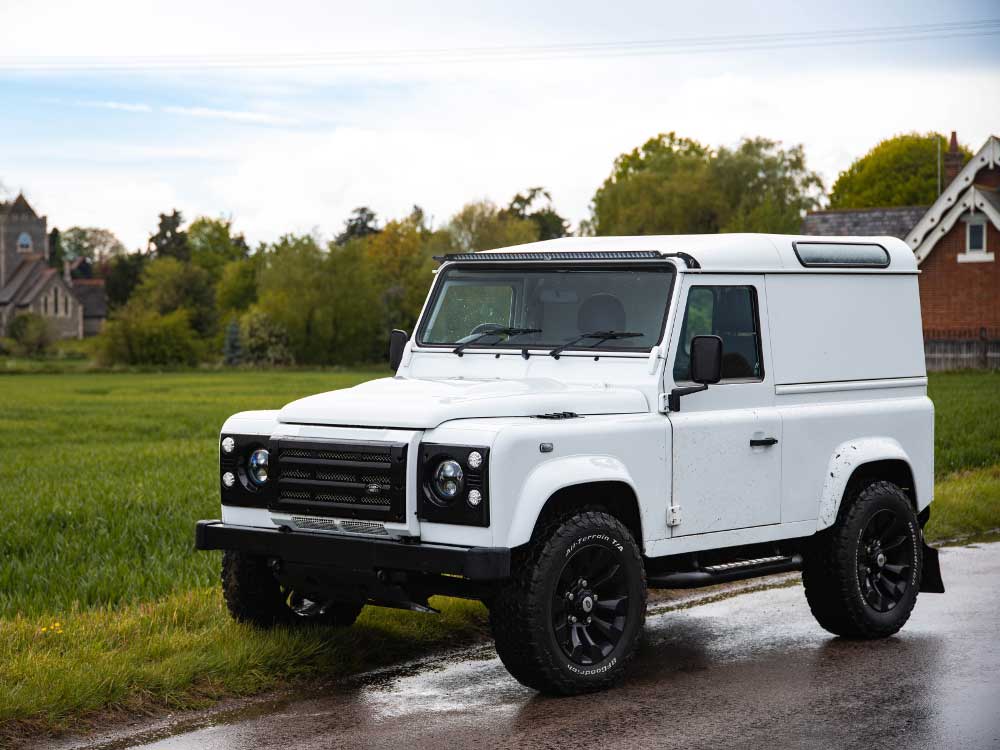 Land Rover Defender (2018+) Kit de montage sur toit