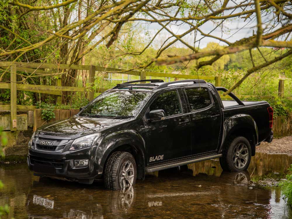 Lazer-Lamps---Isuzu-Dmax---Linear-36_1_Web