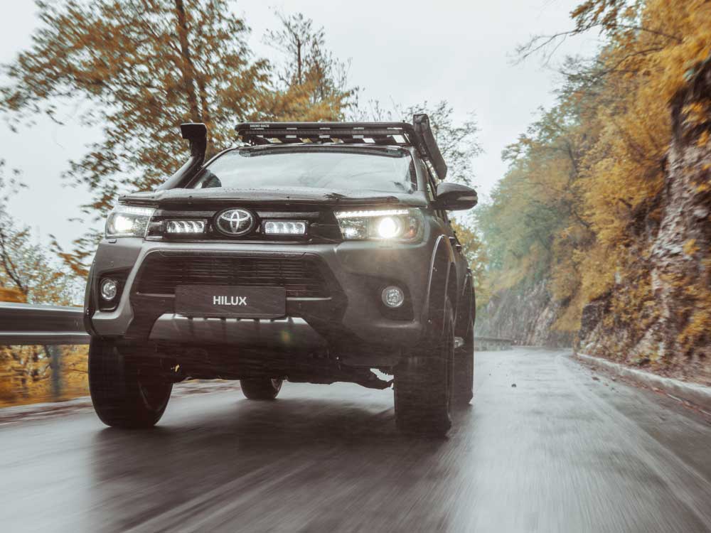Toyota Hilux (2017-2023) Kit de montage de calandre