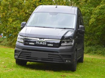 Man TGE (2017+) Kit de montage sur calandre - ST4 EVO
