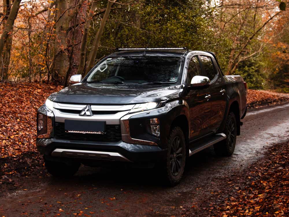 Mitsubishi-L200-Linear-18-1_Web