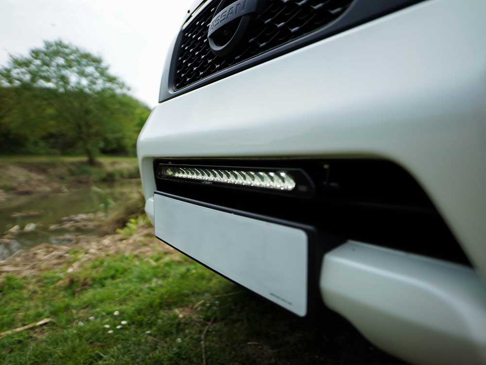 Nissan Navara (2014-2021) Kit de montage de calandre