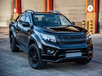 Nissan Navara (2014-2021) Kit de montage de calandre