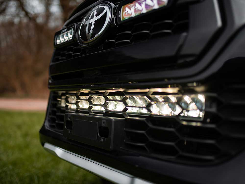 Toyota Hilux (2017-2020) Kit de montage de pare-chocs
