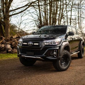 Toyota Hilux Invincible X (2017-2020) Kit de montage de calandre ST4 EVO