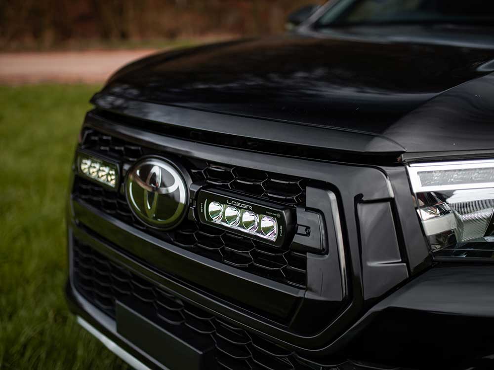 Toyota Hilux Invincible X (2017-2020) Kit de montage de calandre ST4 EVO