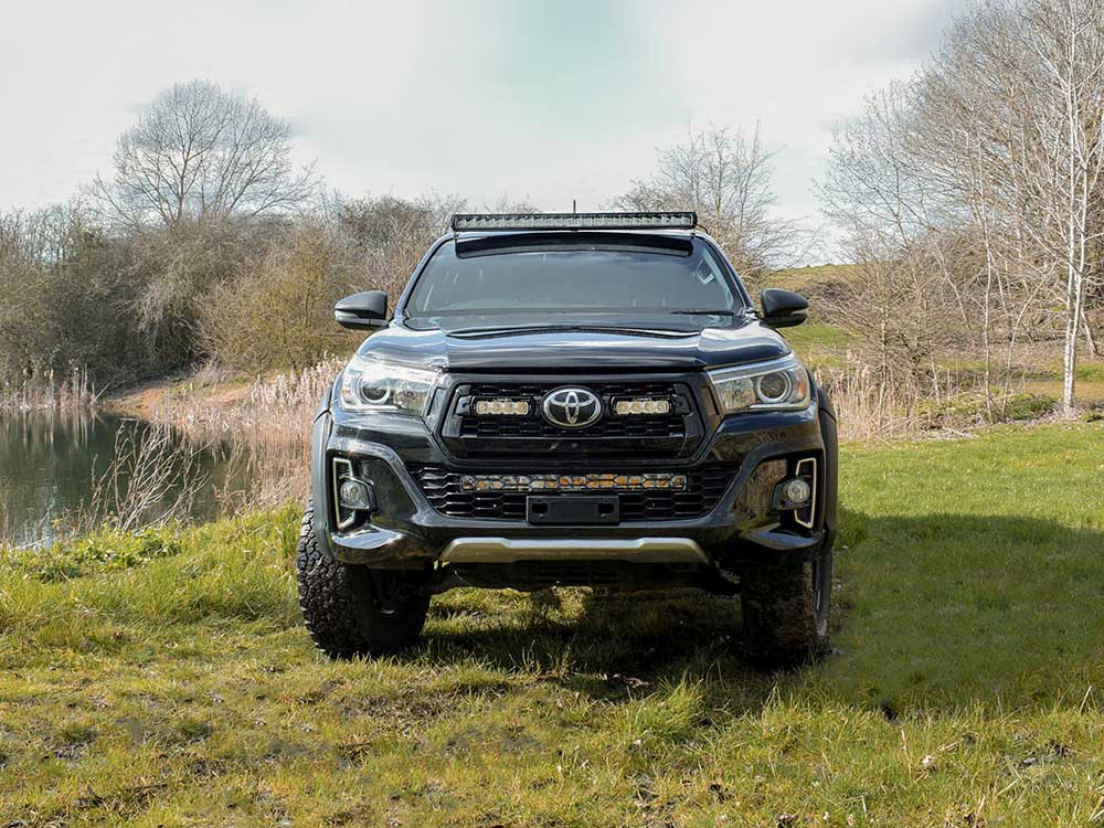 Toyota_Hilux_RRR24_Web_01