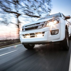 Isuzu Dmax (2017-2020) Kit de montage calandre