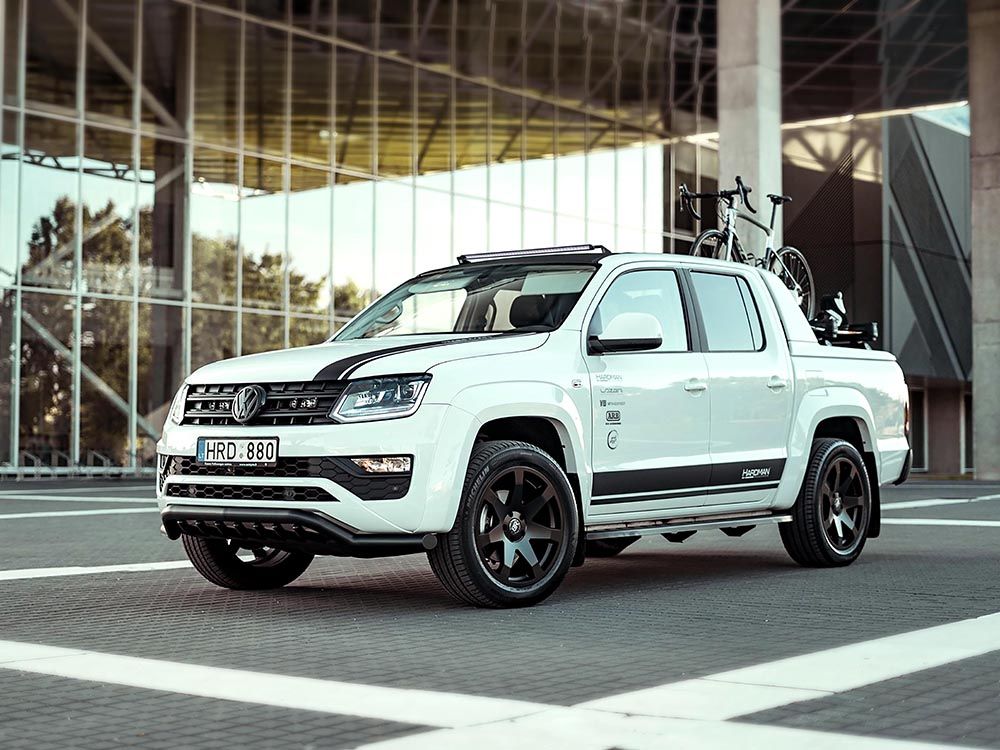 amarok_v6_-_roof_install_-_linear-42_web_1