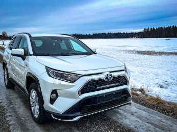 Toyota RAV4 (2020+) Plug-In Hybrid Grille Kit (Linear-18 ou Glide)