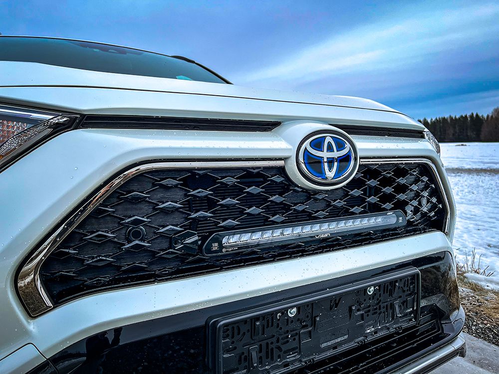 Toyota RAV4 (2020+) Plug-In Hybrid Grille Kit (Linear-18 ou Glide)