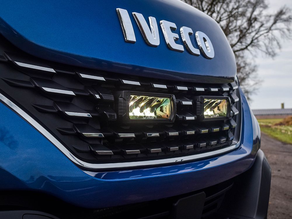 Iveco Daily (2019-2021) Kit de montage de calandre