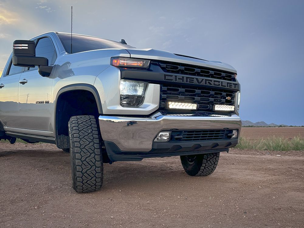 Chevrolet Silverado 2500/3500 LT (2020-2023) Kit de calandre