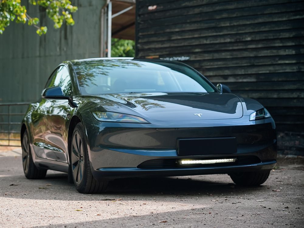 tesla-install-glide-01_web