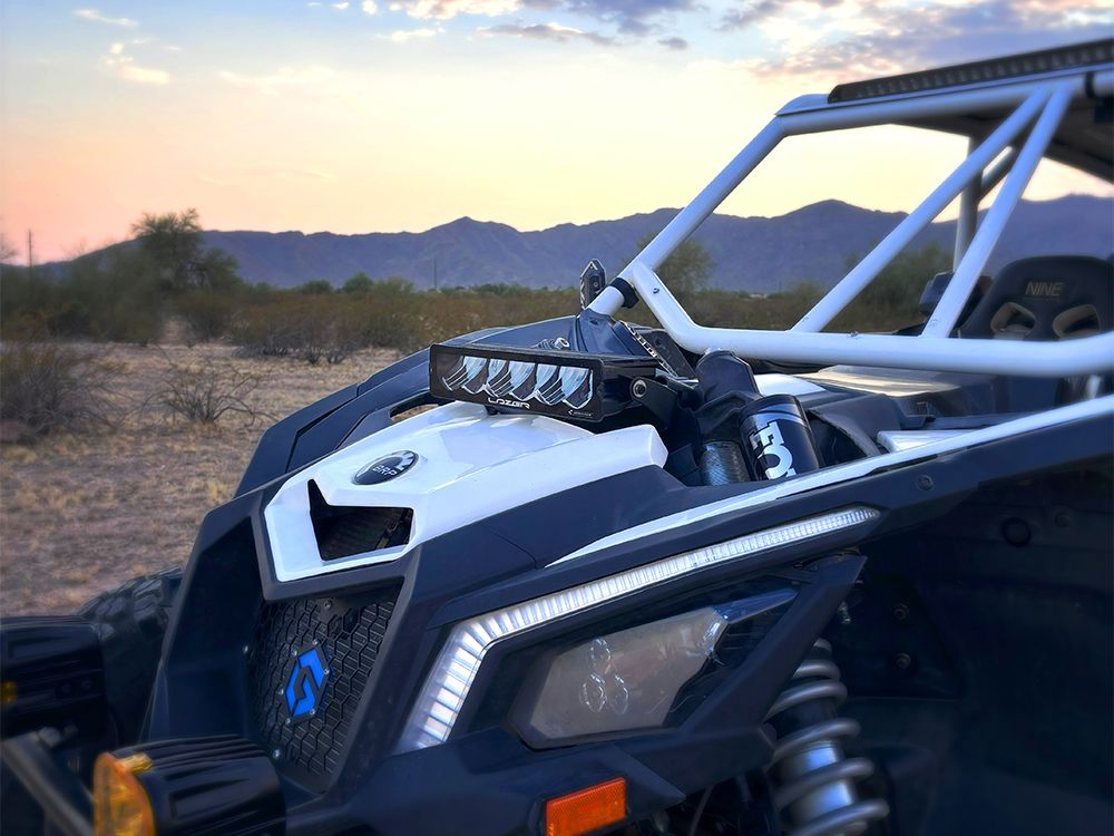 CAN-AM Maverick X3 (2017+) Kit de montage pour tour d&rsquo;amortisseur (Carbon-6)