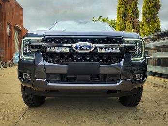 Ford Ranger Limited (2023+) Kit de calandre - 2xTriple-R 850