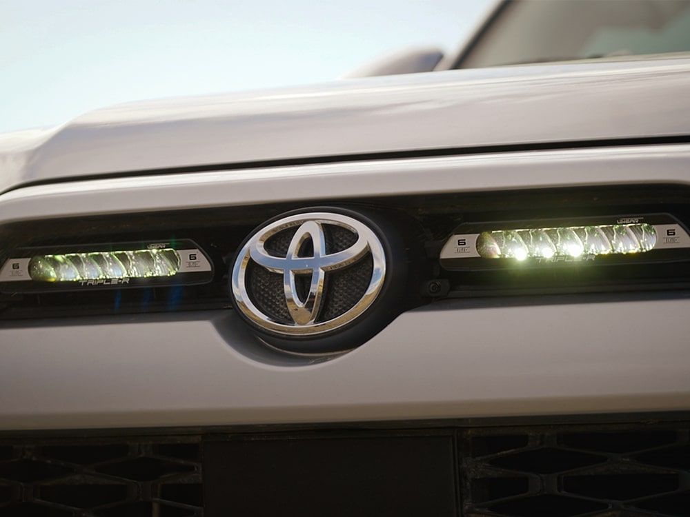 toyota_4runner_grille_kit_linear_-_2_web__1