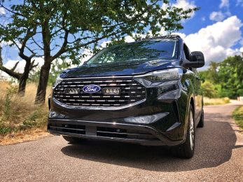 Ford Tourneo Custom (2024+) Kit de calandre