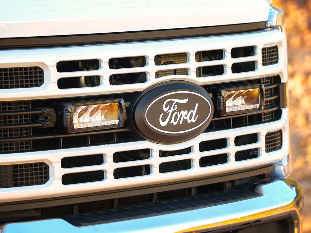 Ford F-250 & F-350 XL/XLT (2023+) Grille Kit