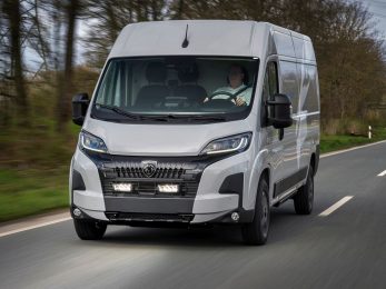 Peugeot Boxer (2024+) Kit de calandre
