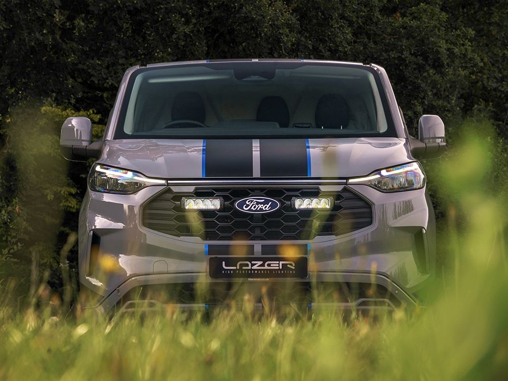 ford_transit_custom_sport_grille_kit_install_image_05_angle_edit_web_1