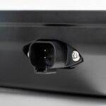 carbon-6_connector_close_up_web_4