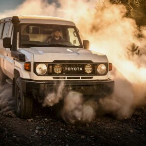 Toyota LC70 Series (2023+) Kit de calandre Sentinel 7