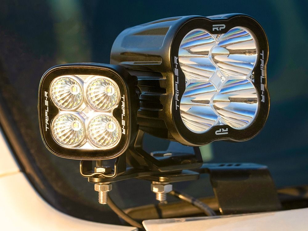 a-pillar_twin-lamp_extension_bracket_rp_series_utility-25_1150k_05_web