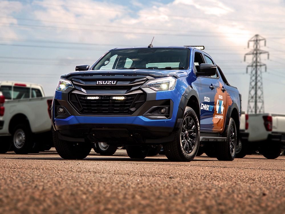 isuzu_d-max_ev_2026__grille_kit_install_images_07_web