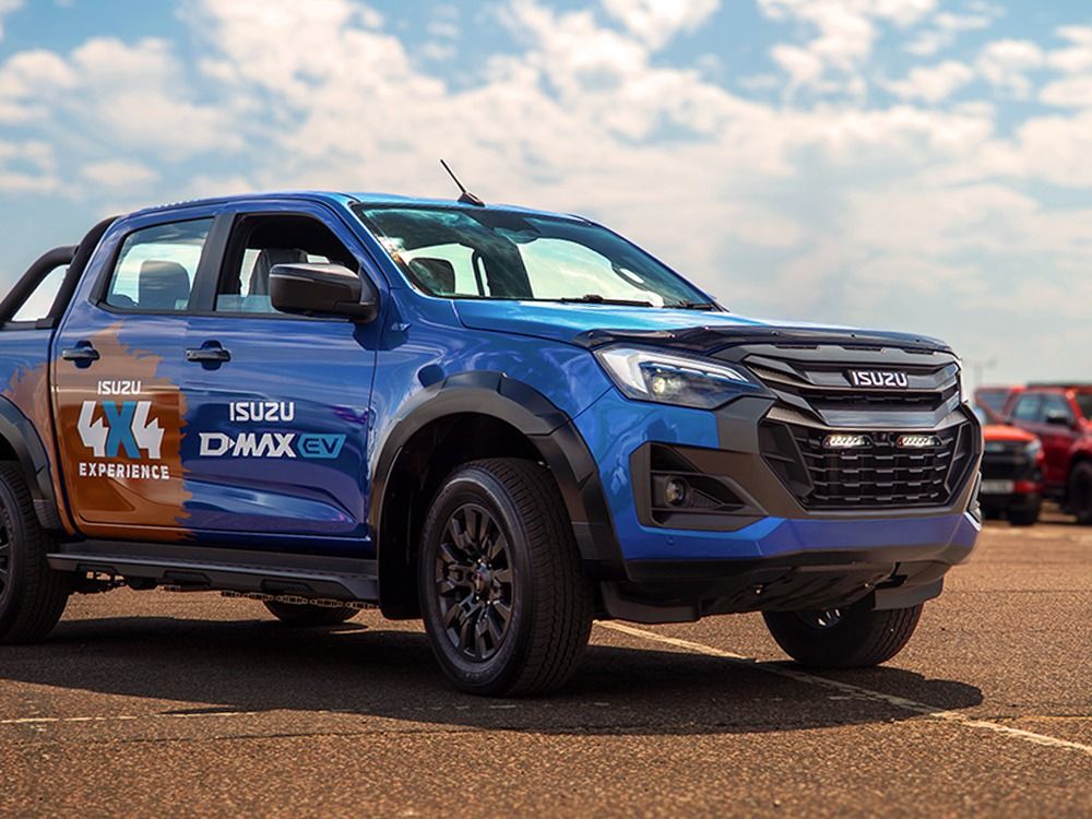 isuzu_d-max_ev_2026__grille_kit_install_images_08_web