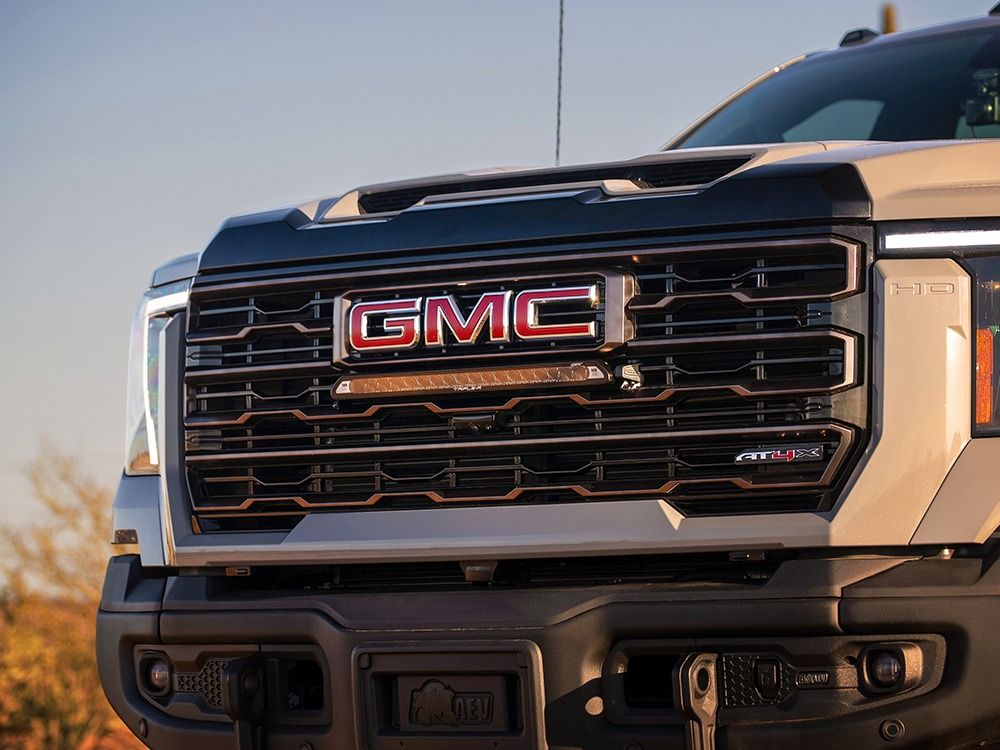 gmc_sierra_at4_grille_kit_install_images_07_web
